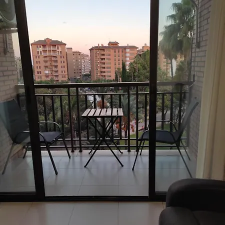 Con Balcon Cerca Del Centro
