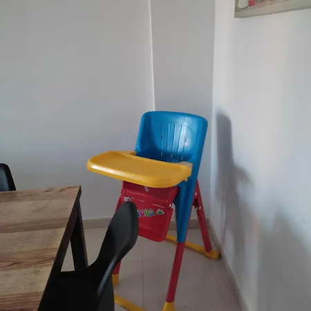 Con Balcon Cerca Del Centro *